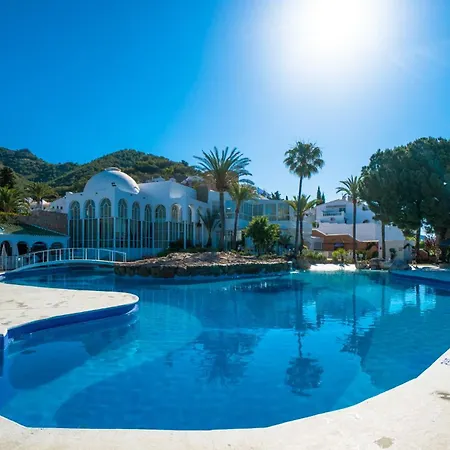Apartamentos & Spa Torres De San Juan Nerja Exterior photo