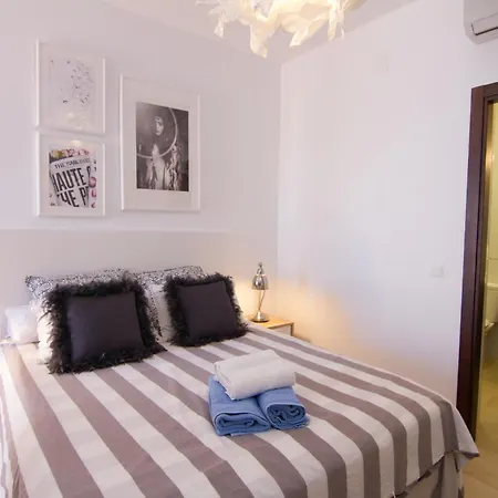Apartamentos & Spa Torres De San Juan Nerja Exterior photo