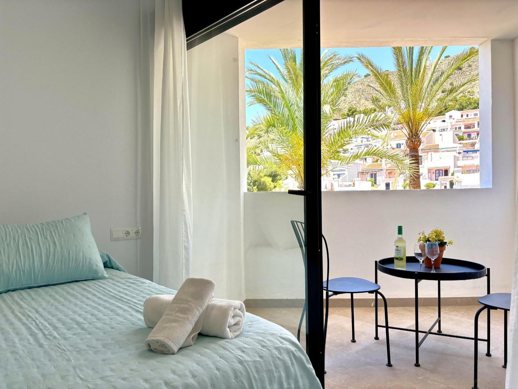 Apartment & Torres De San Juan Nerja