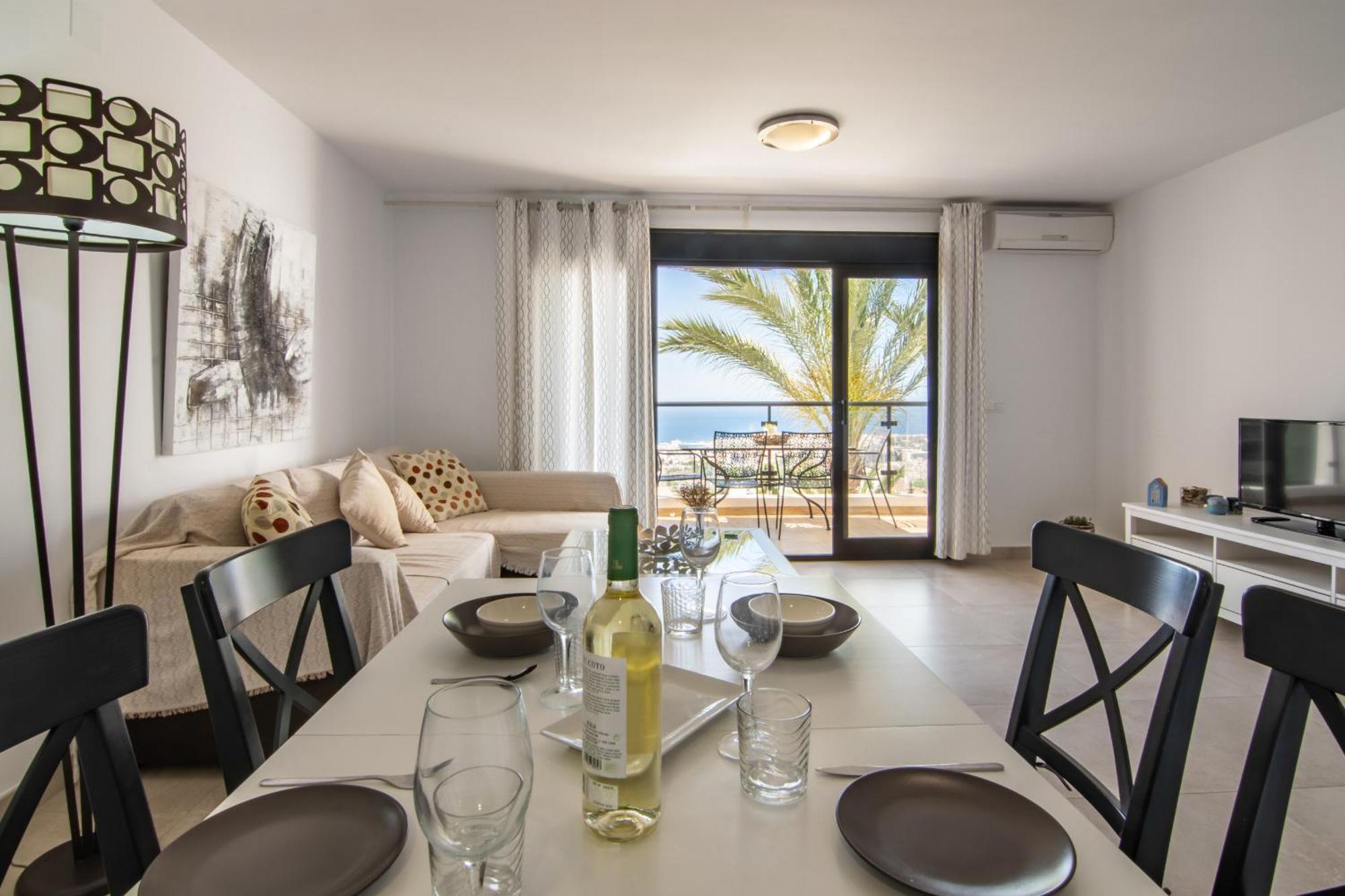 托雷斯·德·圣胡安公寓（Torres De San Juan Apartamento Nerja）